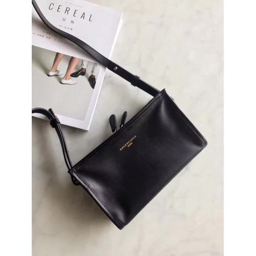 Ba*len*cia*ga-bazar-shoulder-bag-replica-bag-black