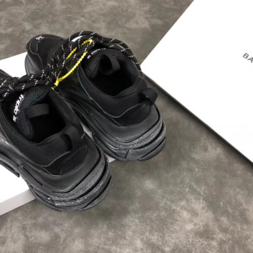 Ba*len*cia*ga-shoes-10