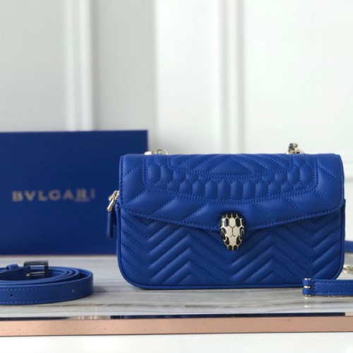 B*l*ai-pocket-bag-2
