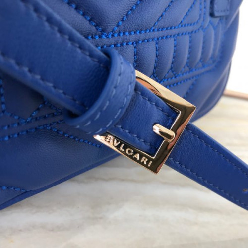 B*l*ai-pocket-bag-2