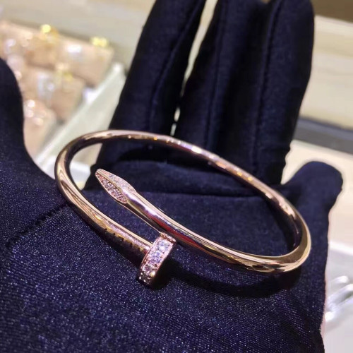 Ca*t*er-bracelet-3