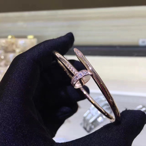 Ca*t*er-bracelet-3