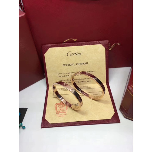 Ca*t*er-love-bracelet