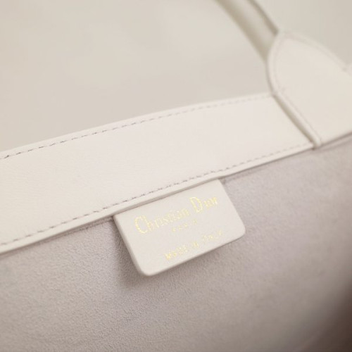 D*or-book-tote-bag-15