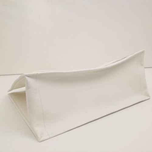 D*or-book-tote-bag-15