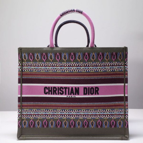 D*or-book-tote-bag-19