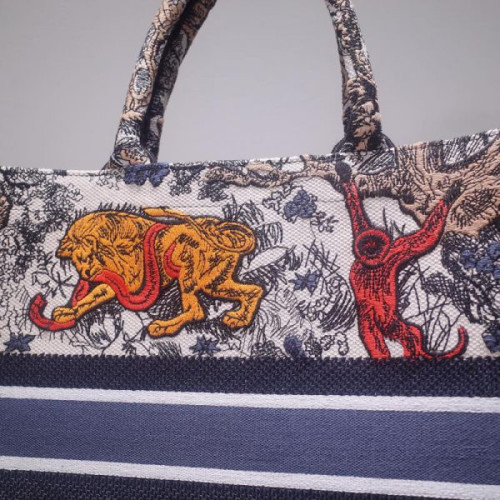 D*or-book-tote-bag-9