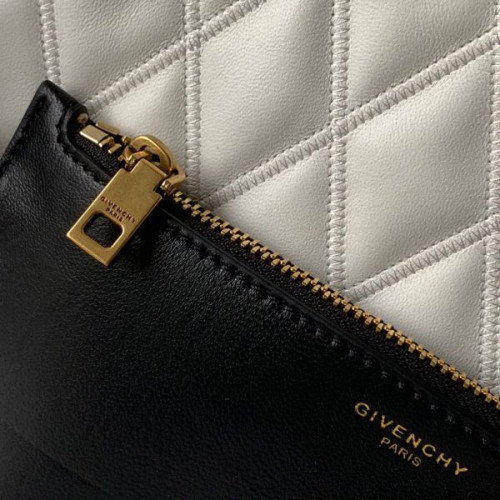 givenchy-tote-2