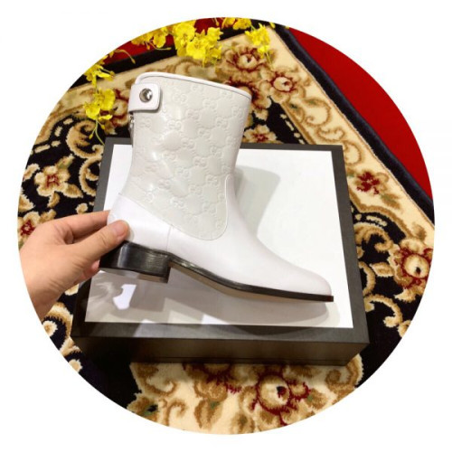 G*u*i-boots-16