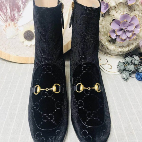 G*u*i-boots-2
