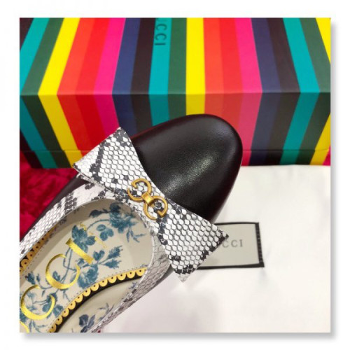 G*u*i-leather-ballet-flat-with-snakeskin-bow-2