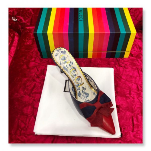 G*u*i-mid-heel-slide-with-web-bow-2