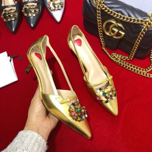 G*u*i-pump-with-crystal-5