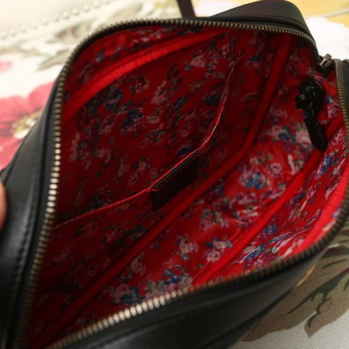 G*u*i-quilted-leather-small-shoulder-bag-2