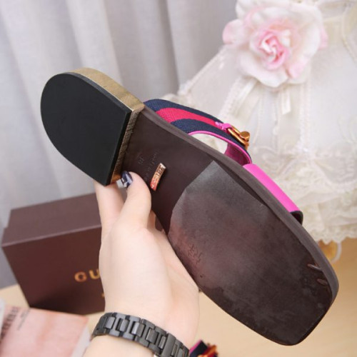 G*u*i-sandal-40