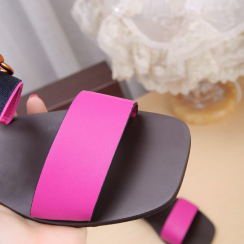 G*u*i-sandal-40
