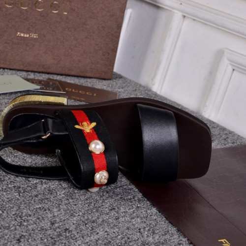 G*u*i-sandal-52