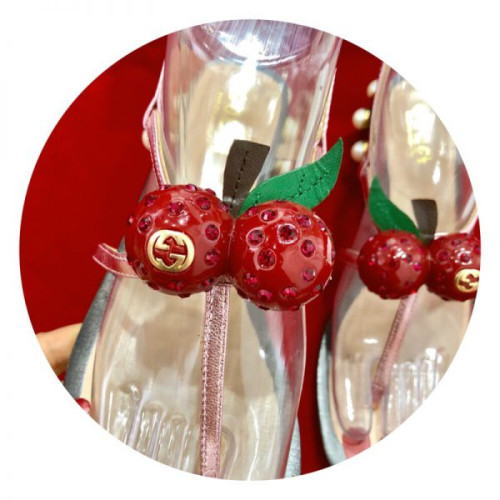 G*u*i-sandals-15