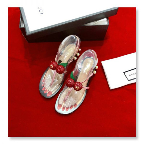 G*u*i-sandals-15