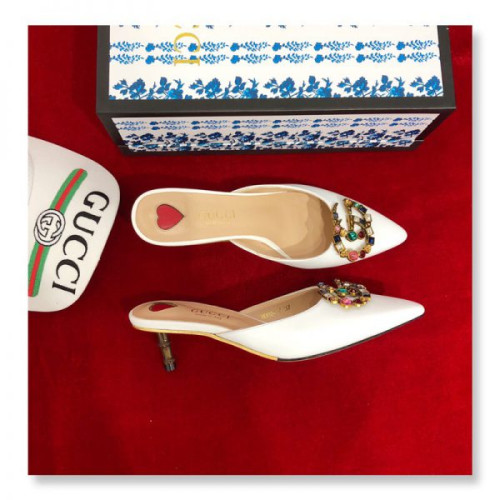 G*u*i-sandals-21