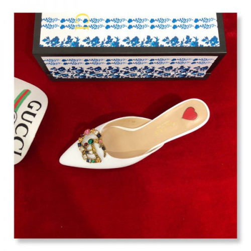 G*u*i-sandals-21