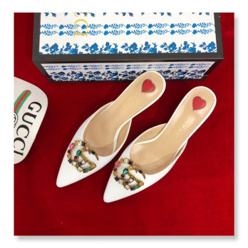 G*u*i-sandals-21