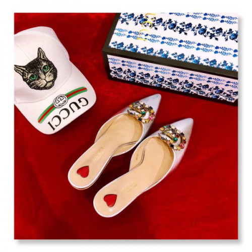 G*u*i-sandals-32