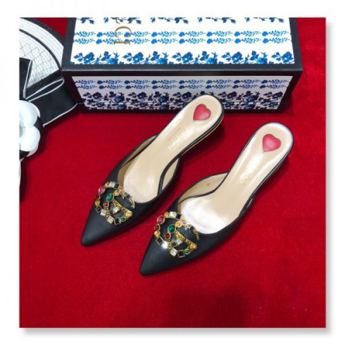 G*u*i-sandals-33