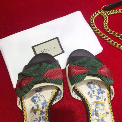 G*u*i-sandals-34