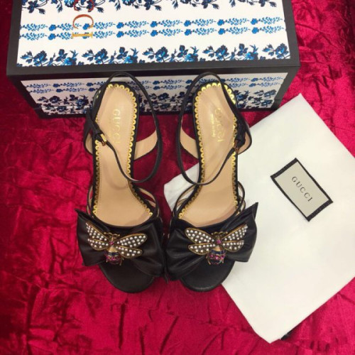 G*u*i-sandals-38