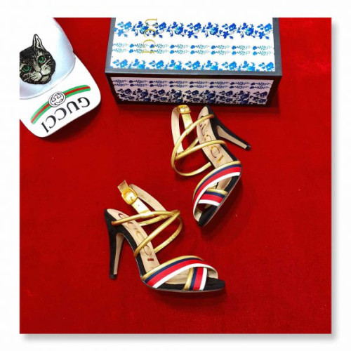 G*u*i-sandals-45