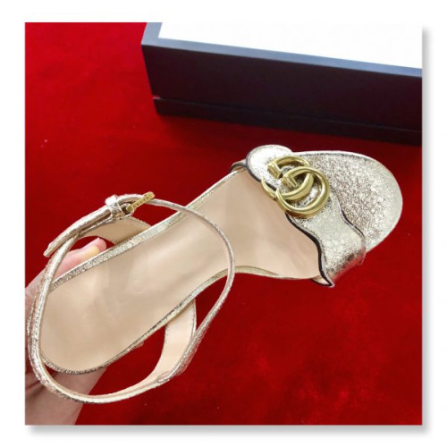 G*u*i-sandals