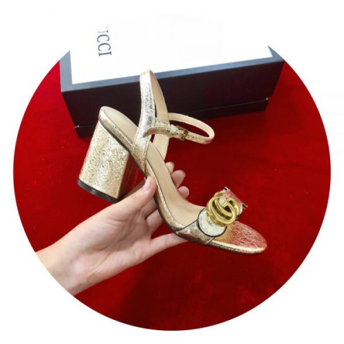 G*u*i-sandals