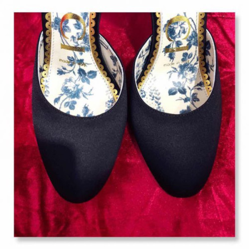 G*u*i-satin-pump-3