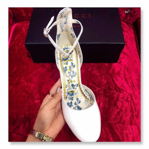 G*u*i-satin-pump-5