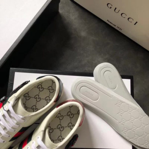 G*u*i-shoes-25