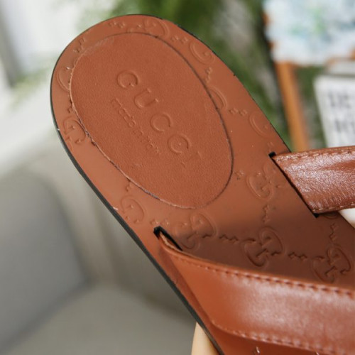 G*u*i-slipper-15