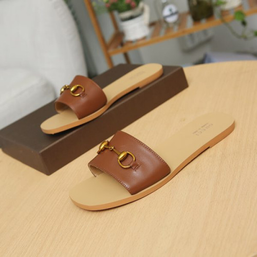 G*u*i-slipper-44