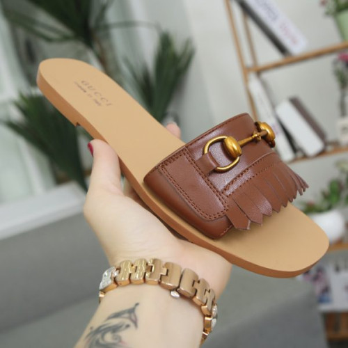 G*u*i-slipper-51