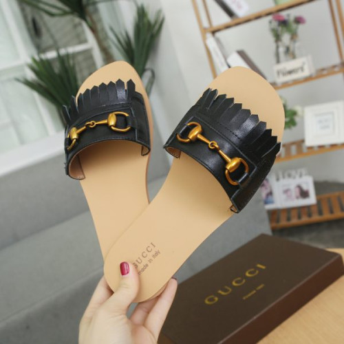 G*u*i-slipper-53
