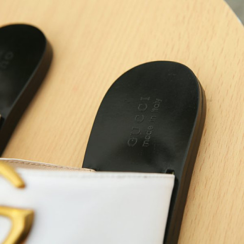 G*u*i-slipper-59