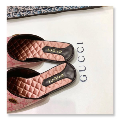 G*u*i-slippers-3