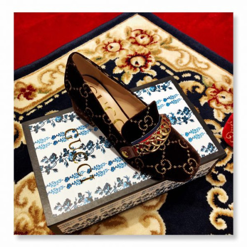 G*u*i-velvet-pump-heel4-5cm-3