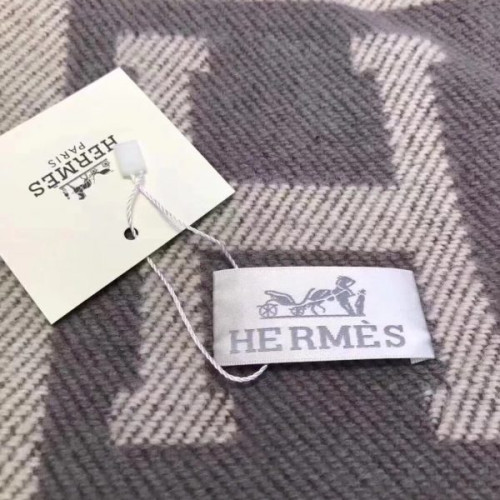 H**mes-blanket-3