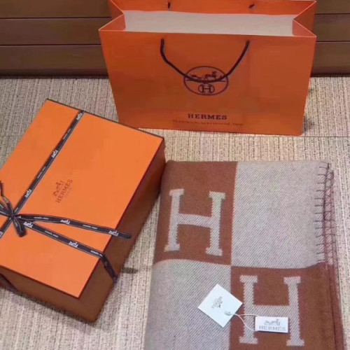 H**mes-blanket-4