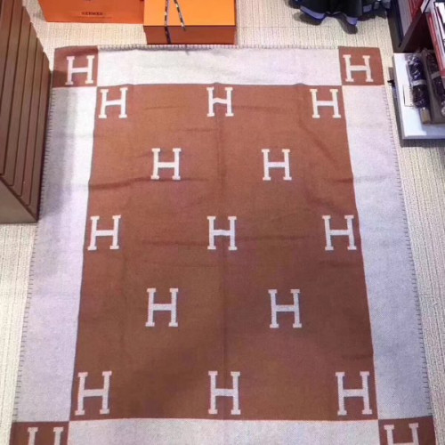 H**mes-blanket-4