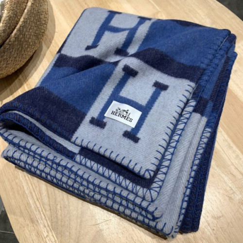 H**mes-blanket-7