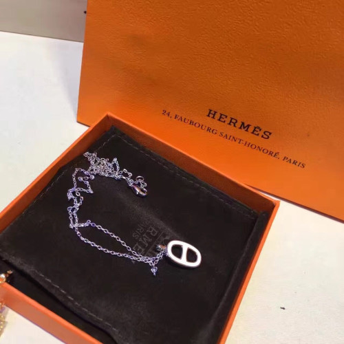 H**mes-necklace