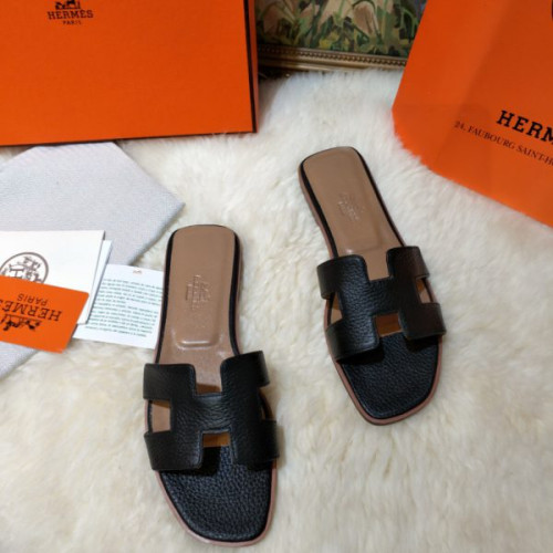 H**mes-slipper