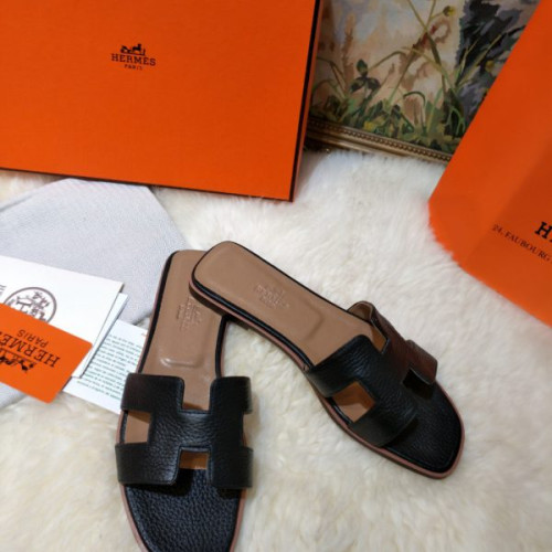 H**mes-slipper